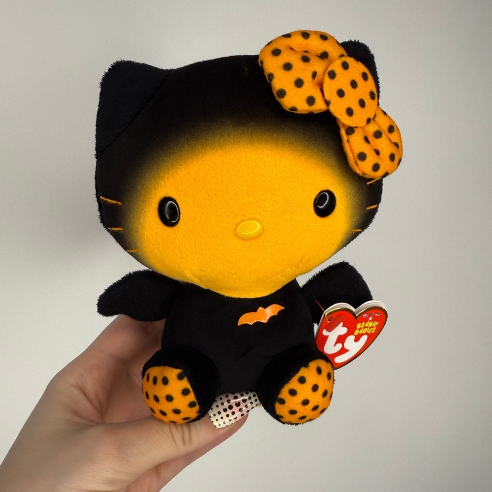 Ty Beanie Babies Hello Kitty Bat Halloween plush toy